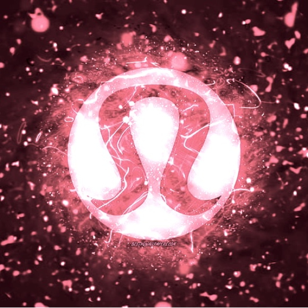 Like this post to be notified when we are live! 🩷💕